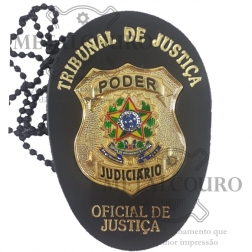 DISTINTIVO COURO PRETO C/BRASÃO PODER JUDICIARIO -TRIB DE JUST. OFICIAL DE JUSTIÇA